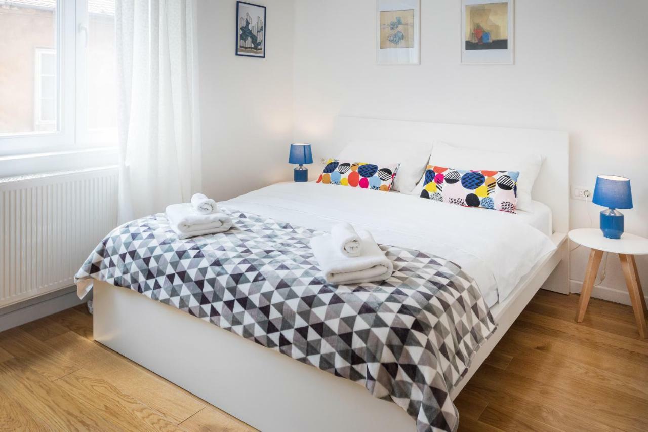 Studio Apartments Near Park Zrinjevac زغرب المظهر الخارجي الصورة